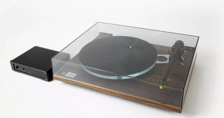 Gramofon Rega Planar 3 - 50th Anniversary Edition aż 2000 zł taniej!