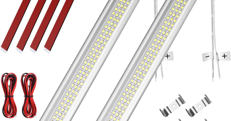 URAQT Uniwersalne oświetlenie wnętrza Samochodu 2 Sztuki w promocji!