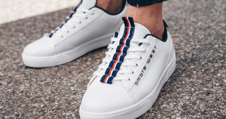 Buty męskie sneakersy białe V1 - Kontrastowe detale, teraz w promocji!