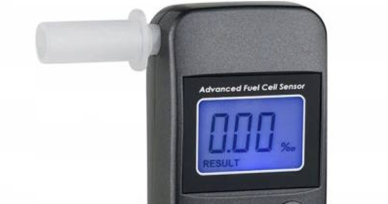 Alkomat elektrochemiczny BACscan F-40 w przecenie z 299 zł na 199 zł