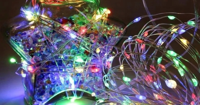 Lampki choinkowe drucik 100 led na baterie multikolor w promocji! 