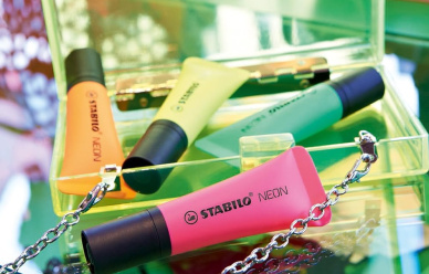 Zakreślacz STABILO NEON siatka 5szt. w promocji!