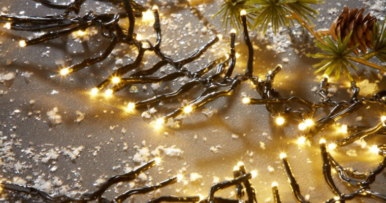Lampki choinkowe MARKASIT 1000LED z wyłącznikiem czasowym w promocji!