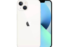 Apple iPhone 13 128 GB "księżycowa poświata" aż 900 zł taniej!