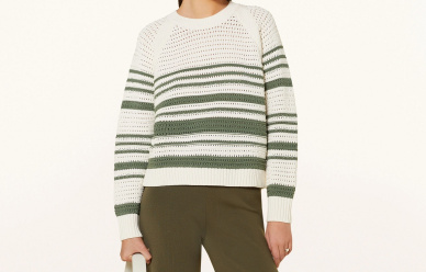 MRS & HUGS – damski sweter w promocji, styl i wygoda na co dzień!