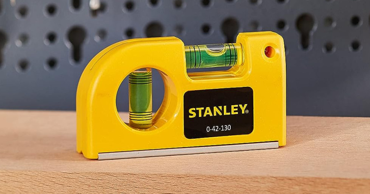 Stanley Poziomica kieszonkowa magnetyczna w promocji!