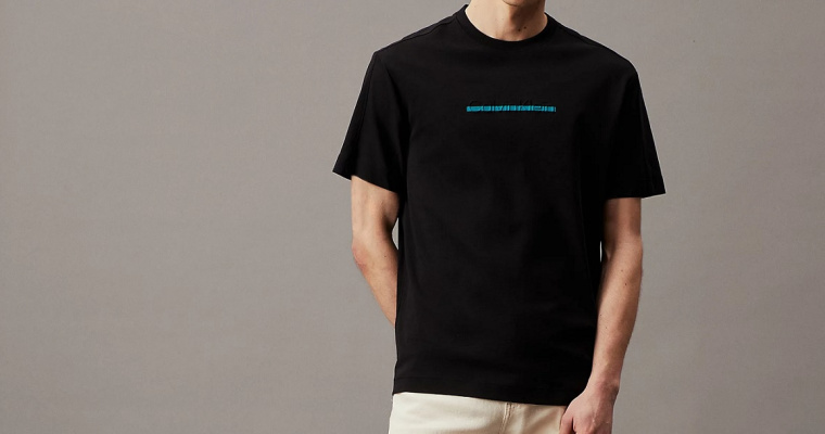 Promocja! Bawełniany t-shirt Calvin Klein - gwarancja komfortu i stylu!