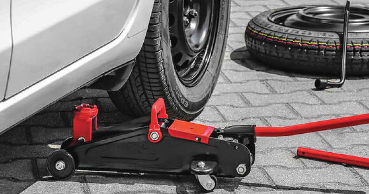 Podnośnik hydrauliczny GTMAX, udźwig 2 tony, max wysokość 335mm w promocji!