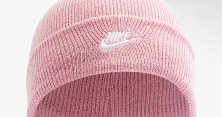 Nike różowa czapka damska z białym logo w promocji