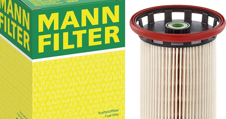 Filtr paliwa MANN-FILTER Pu 8028 w promocji!