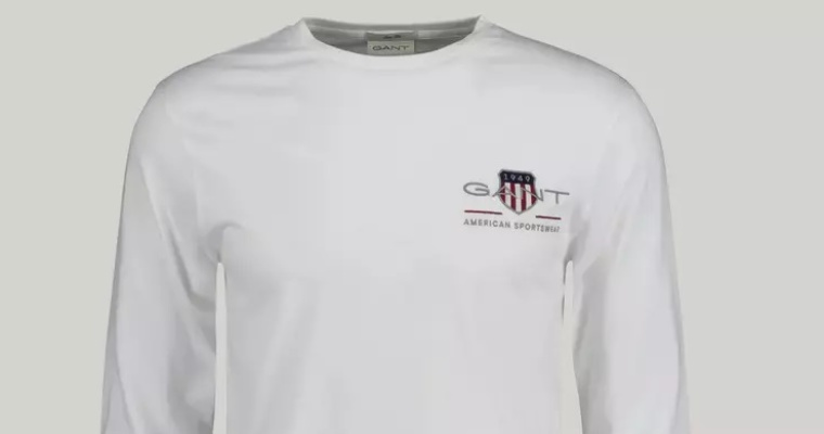 Męski biały longsleeve Archive Shield GANT w promocji!
